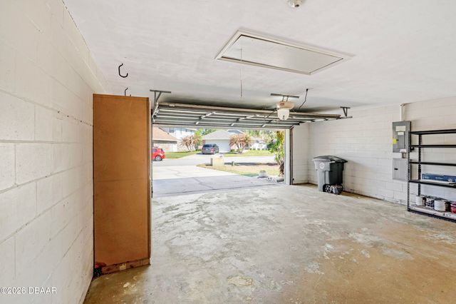 255 Braeburn Circle, Daytona Beach, FL 32114