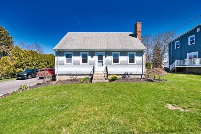 70 River Road, Somerset, MA 02726