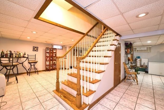 70 River Road, Somerset, MA 02726