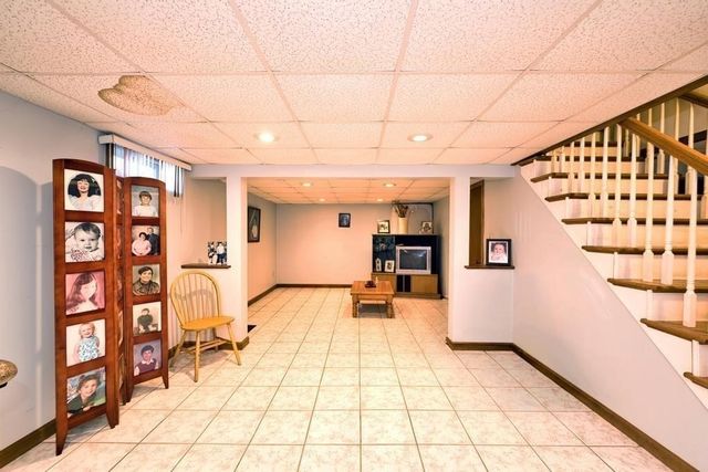 70 River Road, Somerset, MA 02726