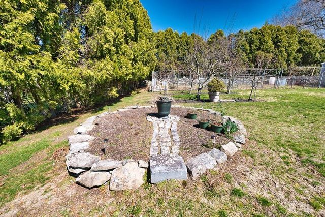 70 River Road, Somerset, MA 02726