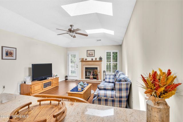 1417 Burr Oak Road, Toms River, NJ 08755
