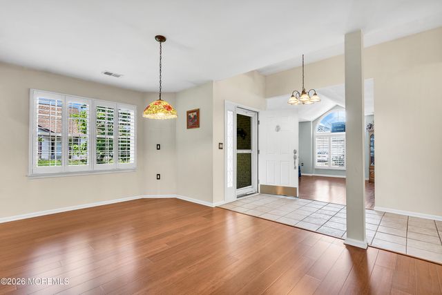 1417 Burr Oak Road, Toms River, NJ 08755