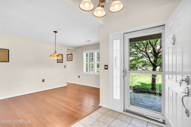 1417 Burr Oak Road, Toms River, NJ 08755