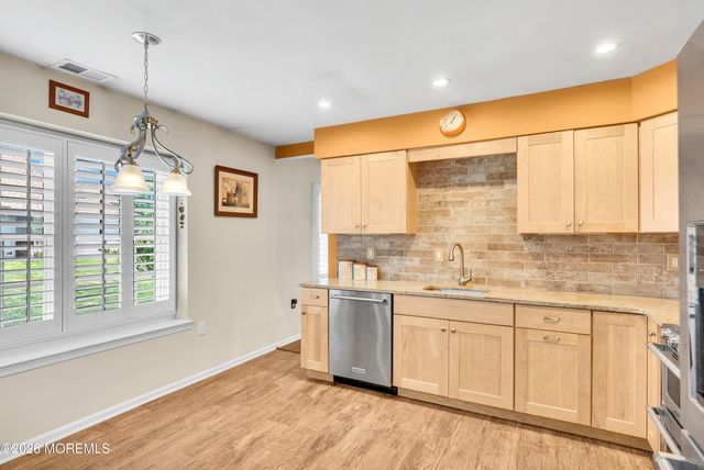 1417 Burr Oak Road, Toms River, NJ 08755