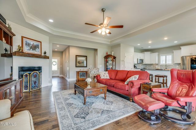 3305 Cottage Green Court, Kingsport, TN 37664