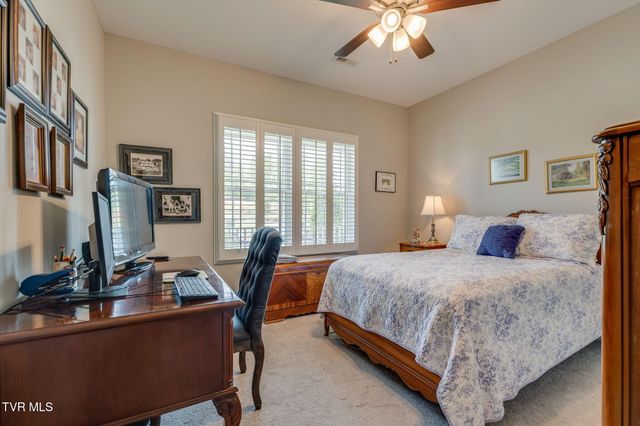 3305 Cottage Green Court, Kingsport, TN 37664