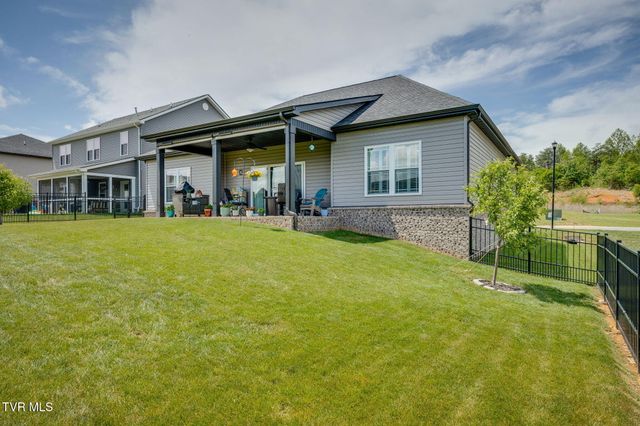 3305 Cottage Green Court, Kingsport, TN 37664