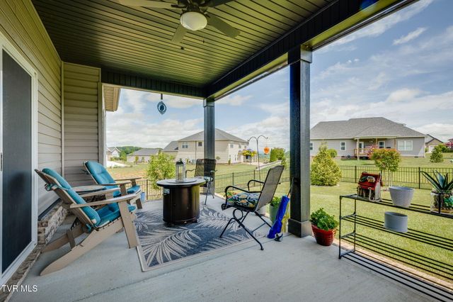 3305 Cottage Green Court, Kingsport, TN 37664