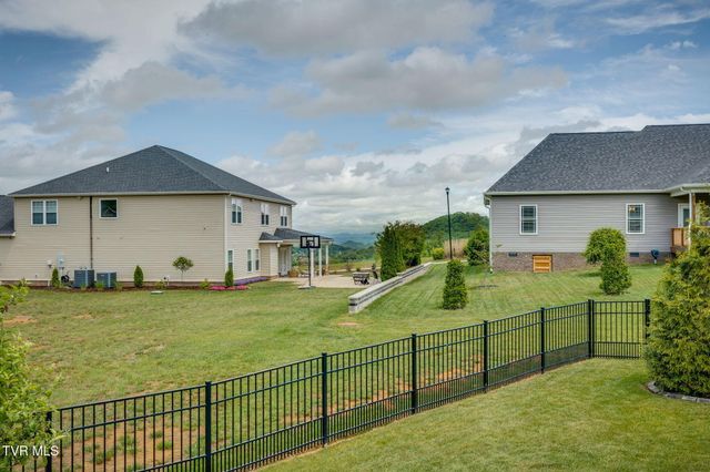 3305 Cottage Green Court, Kingsport, TN 37664