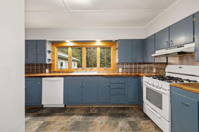 443 Lake Street, Saranac Lake, NY 12983