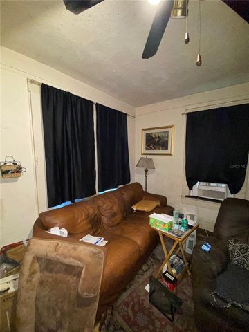 6909 N NAVIN AVENUE, Tampa, FL 33604