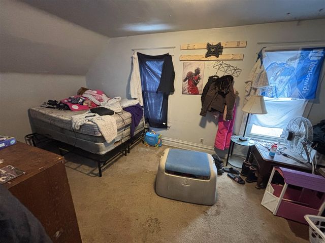 1517 E Stockbridge Avenue, Kalamazoo, MI 49001