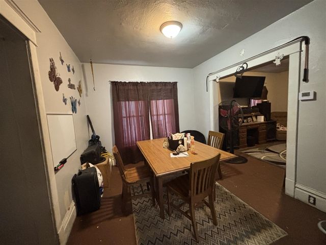 1517 E Stockbridge Avenue, Kalamazoo, MI 49001