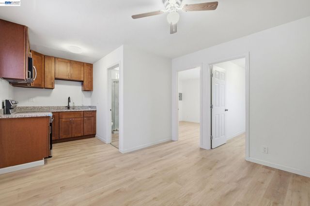 2043 Reynolds St, San Leandro, CA 94577