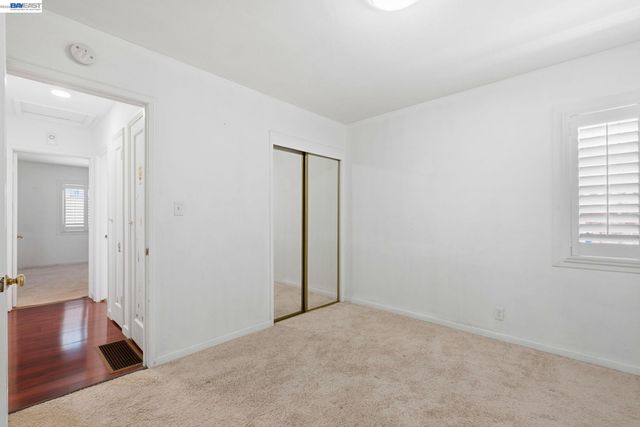 2043 Reynolds St, San Leandro, CA 94577