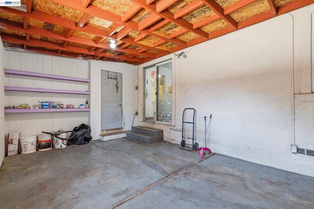 2043 Reynolds St, San Leandro, CA 94577