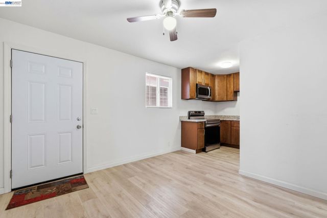 2043 Reynolds St, San Leandro, CA 94577