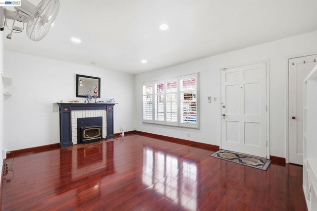 2043 Reynolds St, San Leandro, CA 94577