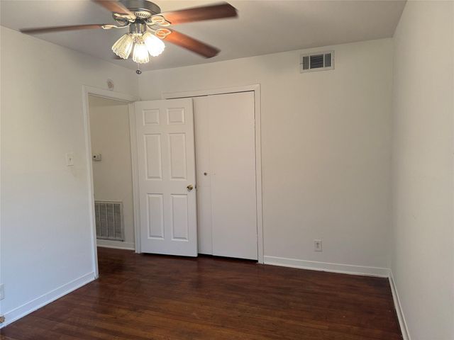 4013 Newshire Drive, Houston, TX 77025