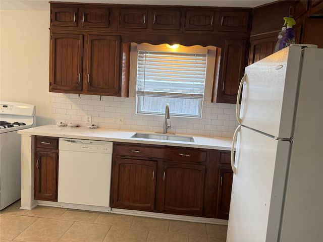 4013 Newshire Drive, Houston, TX 77025