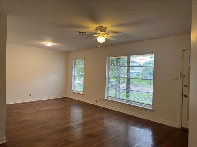 4013 Newshire Drive, Houston, TX 77025