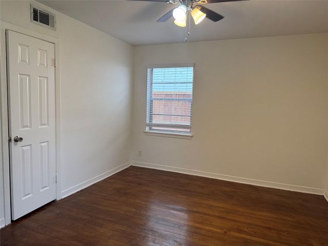 4013 Newshire Drive, Houston, TX 77025