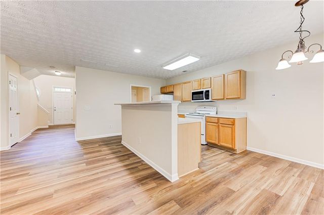 6093 Brookechase Lane, Norcross, GA 30093