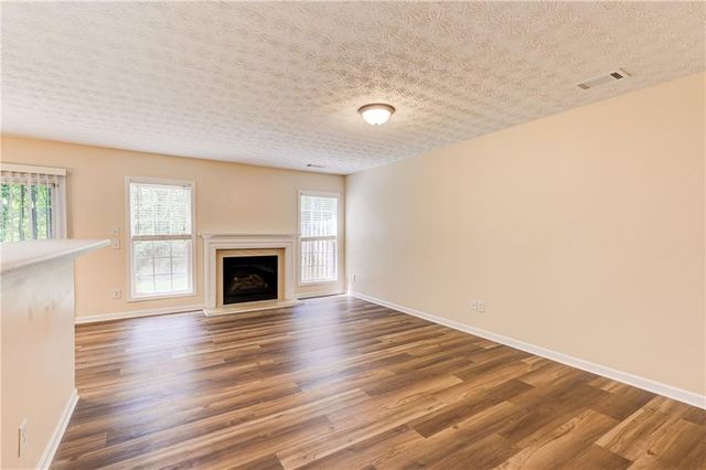6093 Brookechase Lane, Norcross, GA 30093