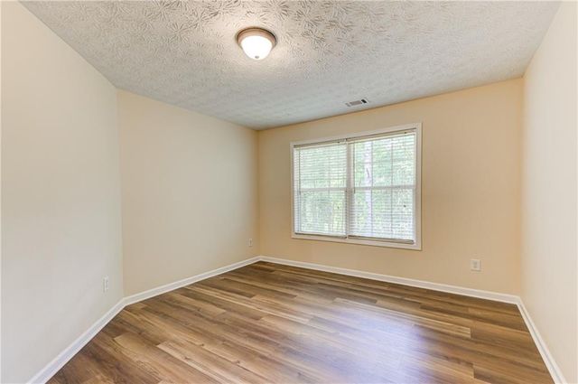 6093 Brookechase Lane, Norcross, GA 30093