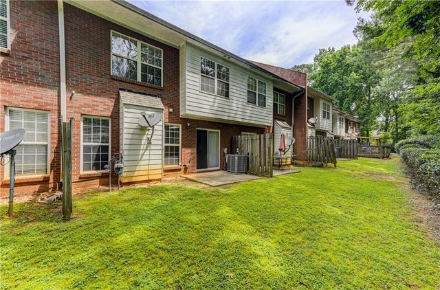 6093 Brookechase Lane, Norcross, GA 30093