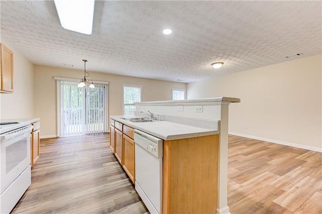 6093 Brookechase Lane, Norcross, GA 30093