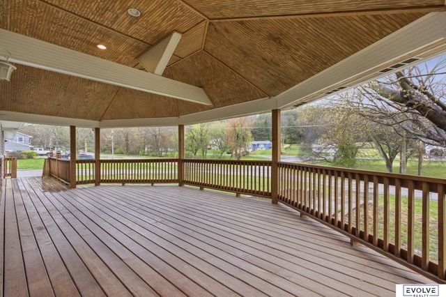 155 Parkwood Drive, Council Bluffs, IA 51503
