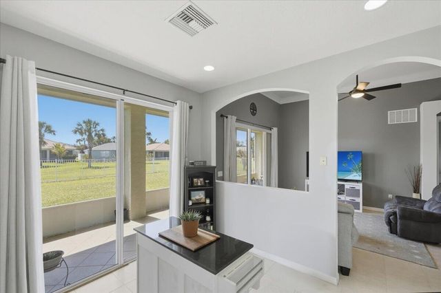 399 SW Lake Forest Way, Port St. Lucie, Port St Lucie, FL 34986