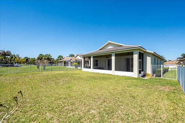 399 SW Lake Forest Way, Port St. Lucie, Port St Lucie, FL 34986