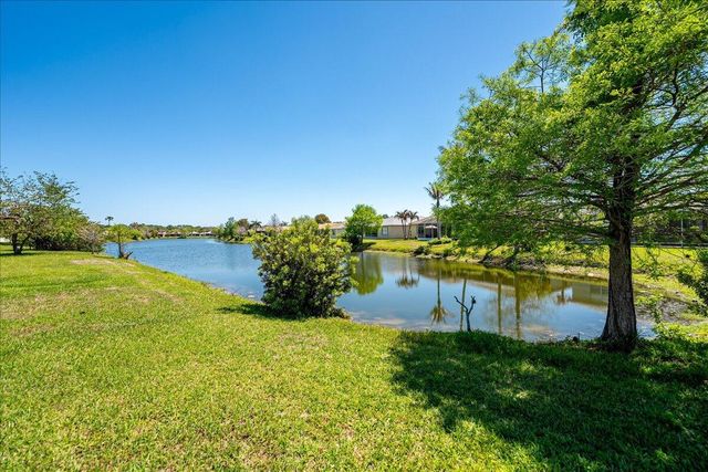 399 SW Lake Forest Way, Port St. Lucie, Port St Lucie, FL 34986