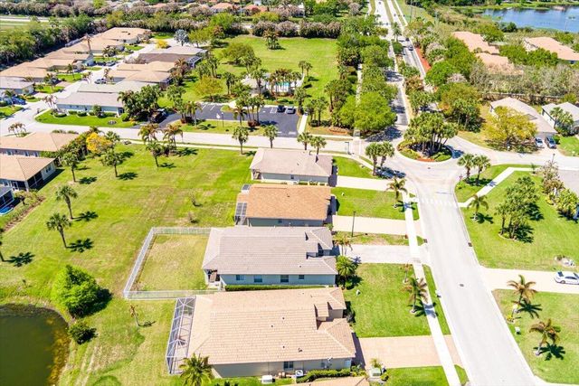 399 SW Lake Forest Way, Port St. Lucie, Port St Lucie, FL 34986