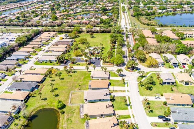 399 SW Lake Forest Way, Port St. Lucie, Port St Lucie, FL 34986