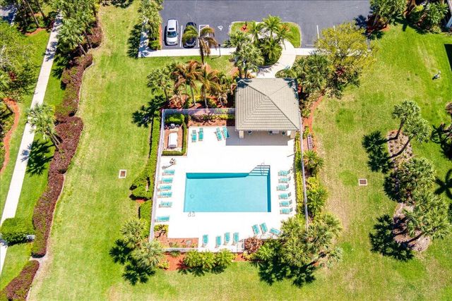 399 SW Lake Forest Way, Port St. Lucie, Port St Lucie, FL 34986