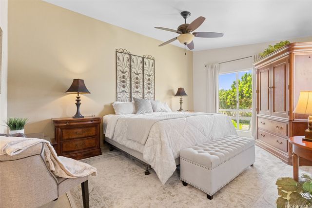 94-642 Lumiauau Street B4, Waipahu, HI 96797
