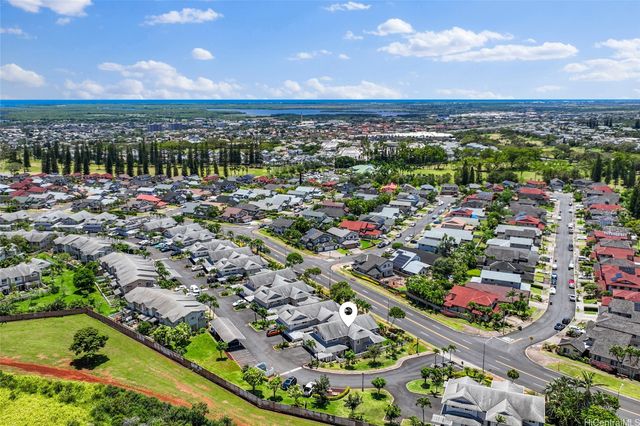 94-642 Lumiauau Street B4, Waipahu, HI 96797