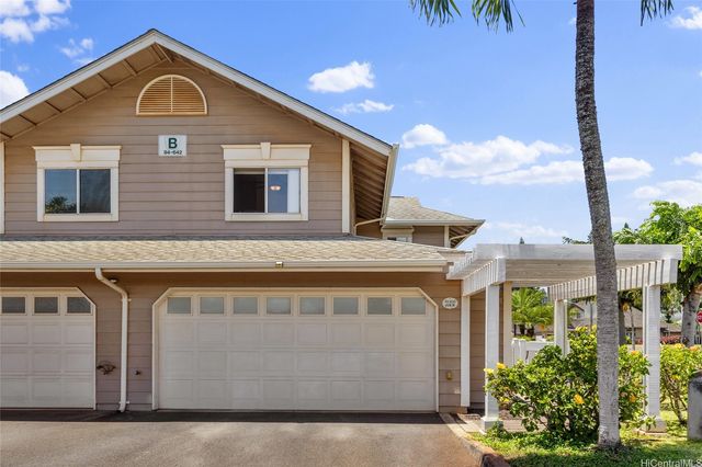94-642 Lumiauau Street B4, Waipahu, HI 96797