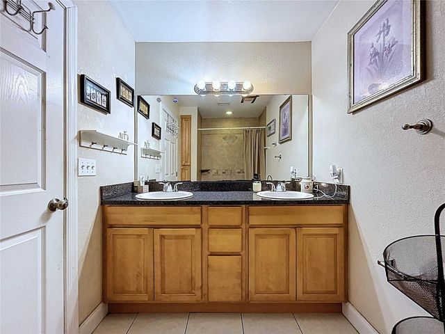 717 W END CRESCENT N, Lakeland, FL 33803