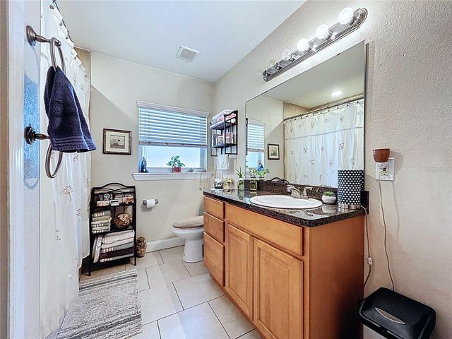 717 W END CRESCENT N, Lakeland, FL 33803