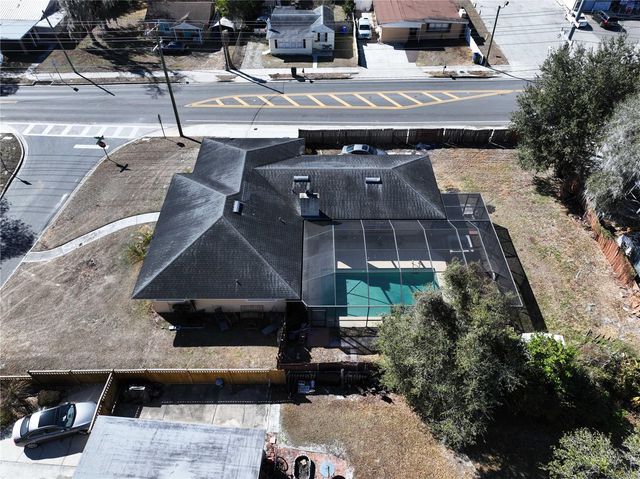 717 W END CRESCENT N, Lakeland, FL 33803