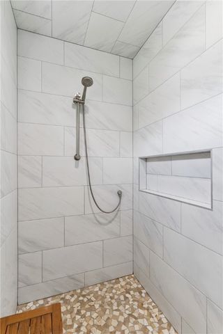 96 E Lake Trail, Waverly, GA 31565