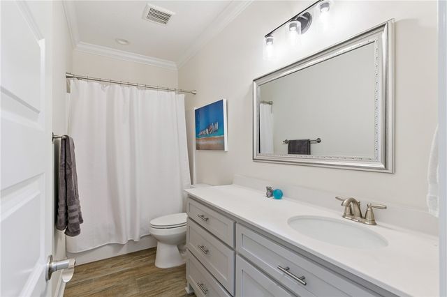 96 E Lake Trail, Waverly, GA 31565