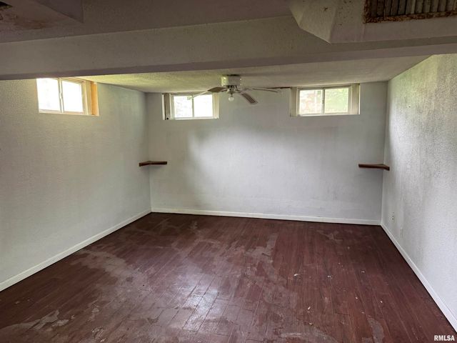 3404 HARMON Highway, Peoria, IL 61604