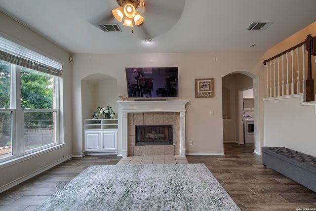 24106 MIDDLE FRK, San Antonio, TX 78258