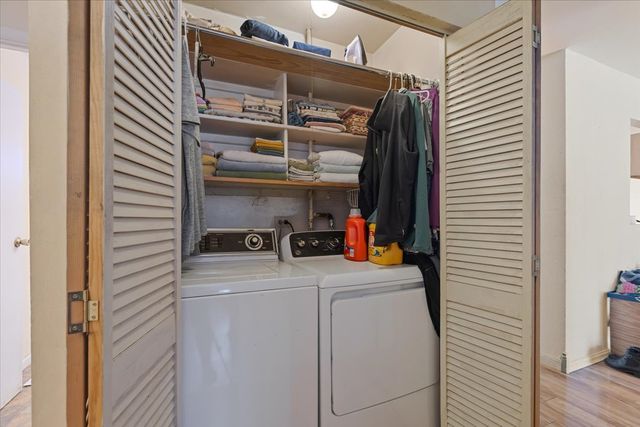 660 Flagstaff Lane, Hoffman Estates, IL 60169